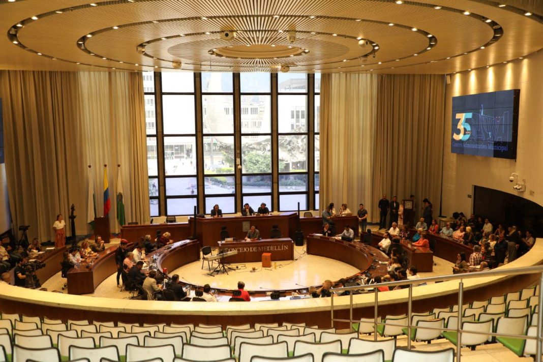 Concejo de Medellín debatirá nuevamente el proyecto de adición presupuestal a Quintero